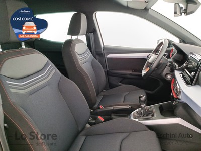 10 - Seat Arona eschini auto