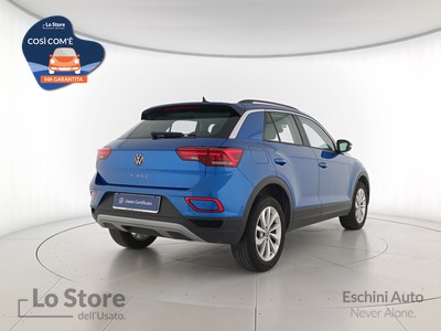 4 - Volkswagen T-Roc eschini auto