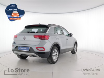 4 - Volkswagen T-Roc eschini auto