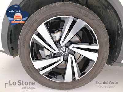 8 - Volkswagen T-Roc eschini auto