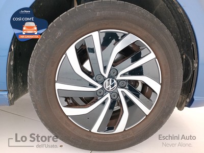 8 - Volkswagen Polo eschini auto