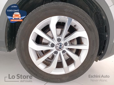 8 - Volkswagen T-Roc eschini auto