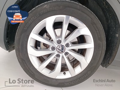 8 - Volkswagen T-Roc eschini auto