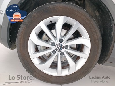 8 - Volkswagen T-Roc eschini auto