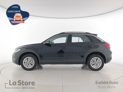 3 - Volkswagen T-Roc eschini auto