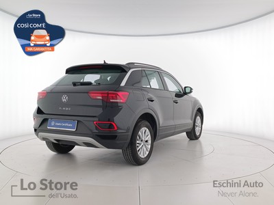 4 - Volkswagen T-Roc eschini auto