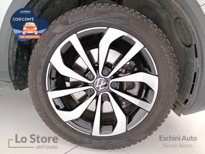 8 - Volkswagen T-Roc eschini auto