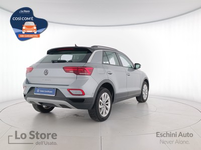 4 - Volkswagen T-Roc eschini auto