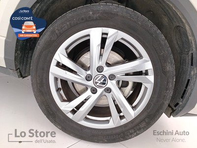 8 - Volkswagen T-Roc eschini auto