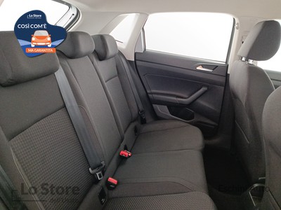 9 - Volkswagen Polo eschini auto