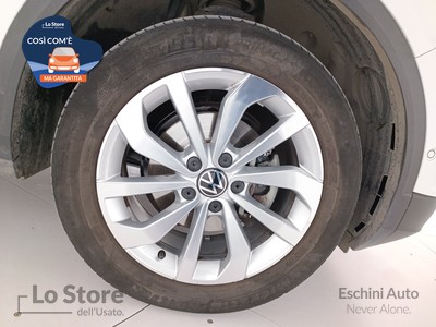 8 - Volkswagen T-Roc eschini auto