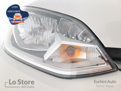 7 - Volkswagen up! eschini auto