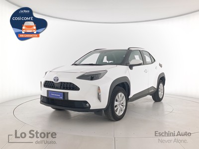 1 - Toyota Yaris cross eschini auto