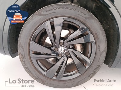 8 - Volkswagen Touareg eschini auto
