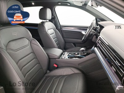 10 - Volkswagen Touareg eschini auto