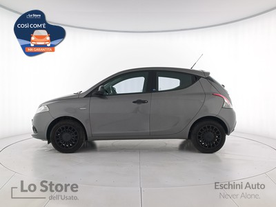 3 - Lancia Ypsilon eschini auto