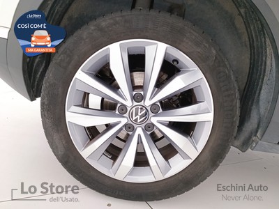 8 - Volkswagen T-Roc eschini auto