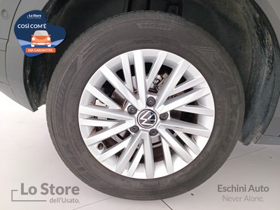 8 - Volkswagen T-Roc eschini auto