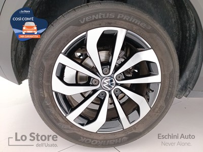 8 - Volkswagen T-Roc eschini auto