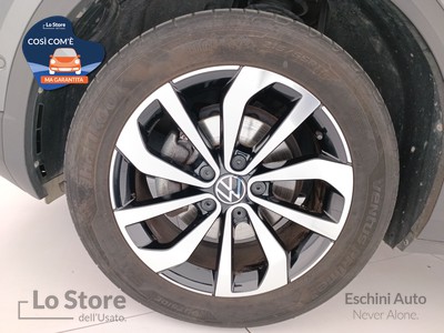 8 - Volkswagen T-Roc eschini auto