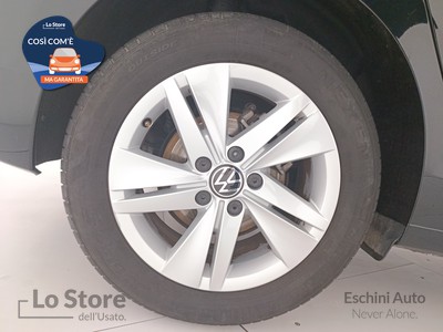 8 - Volkswagen Golf eschini auto