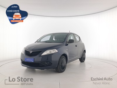 1 - Lancia Ypsilon eschini auto