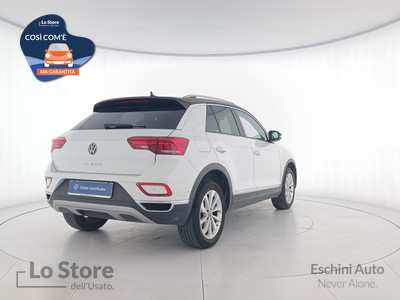 4 - Volkswagen T-Roc eschini auto