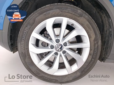 8 - Volkswagen T-Roc eschini auto