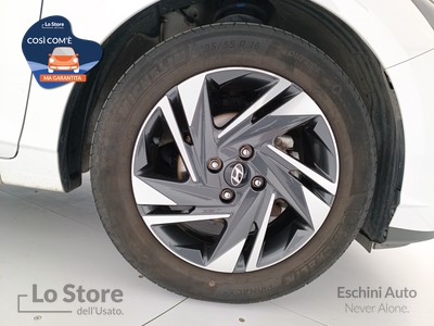 8 - Hyundai i20 eschini auto