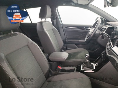 10 - Volkswagen T-Roc eschini auto