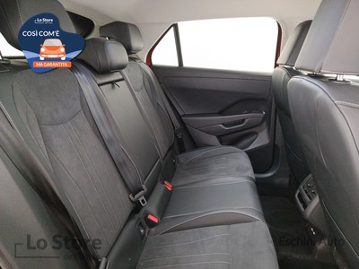 9 - Volkswagen T-Roc eschini auto