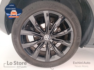 8 - Volkswagen T-Roc eschini auto