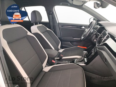 10 - Volkswagen T-Roc eschini auto