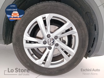 8 - Volkswagen T-Roc eschini auto