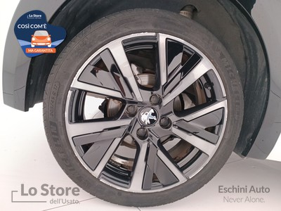 8 - Peugeot 208 eschini auto