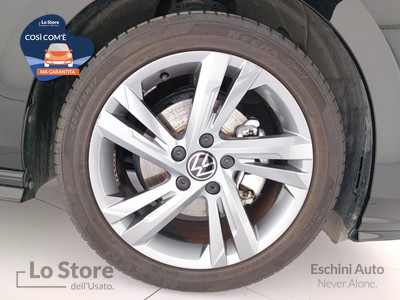 8 - Volkswagen Golf eschini auto