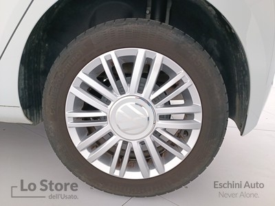 8 - Volkswagen up! eschini auto