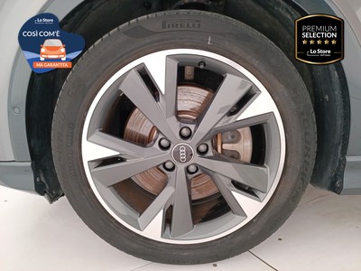 8 - Audi Q4 e-tron eschini auto