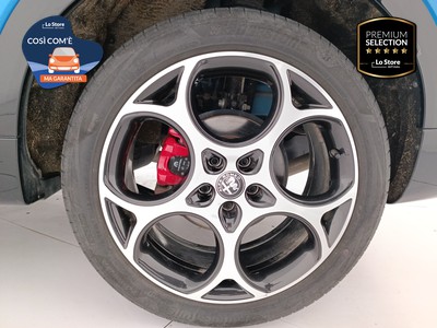 7 - Alfa Romeo Tonale eschini auto