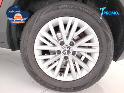 8 - Volkswagen T-Roc eschini auto