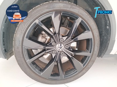 8 - Volkswagen T-Roc eschini auto
