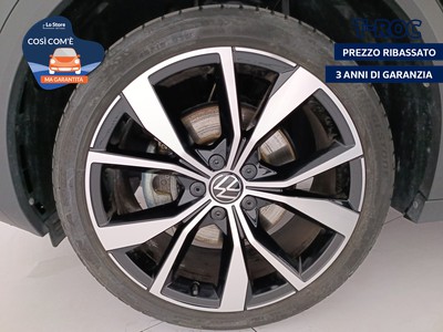 9 - Volkswagen T-Roc eschini auto