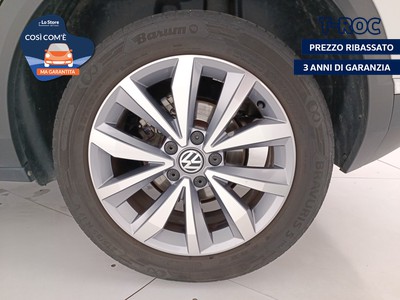 8 - Volkswagen T-Roc eschini auto