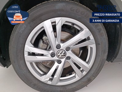 8 - Volkswagen T-Roc eschini auto