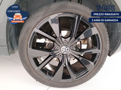 8 - Volkswagen T-Roc eschini auto
