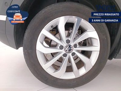 8 - Volkswagen T-Roc eschini auto