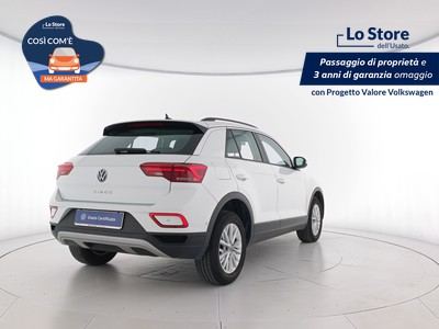 4 - Volkswagen T-Roc eschini auto