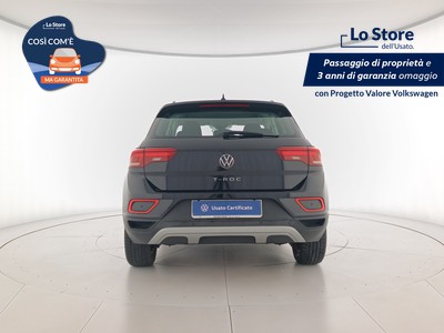 5 - Volkswagen T-Roc eschini auto