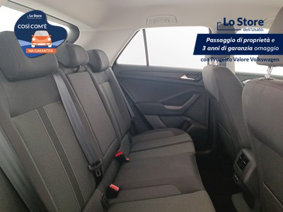 9 - Volkswagen T-Roc eschini auto