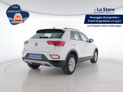 4 - Volkswagen T-Roc eschini auto